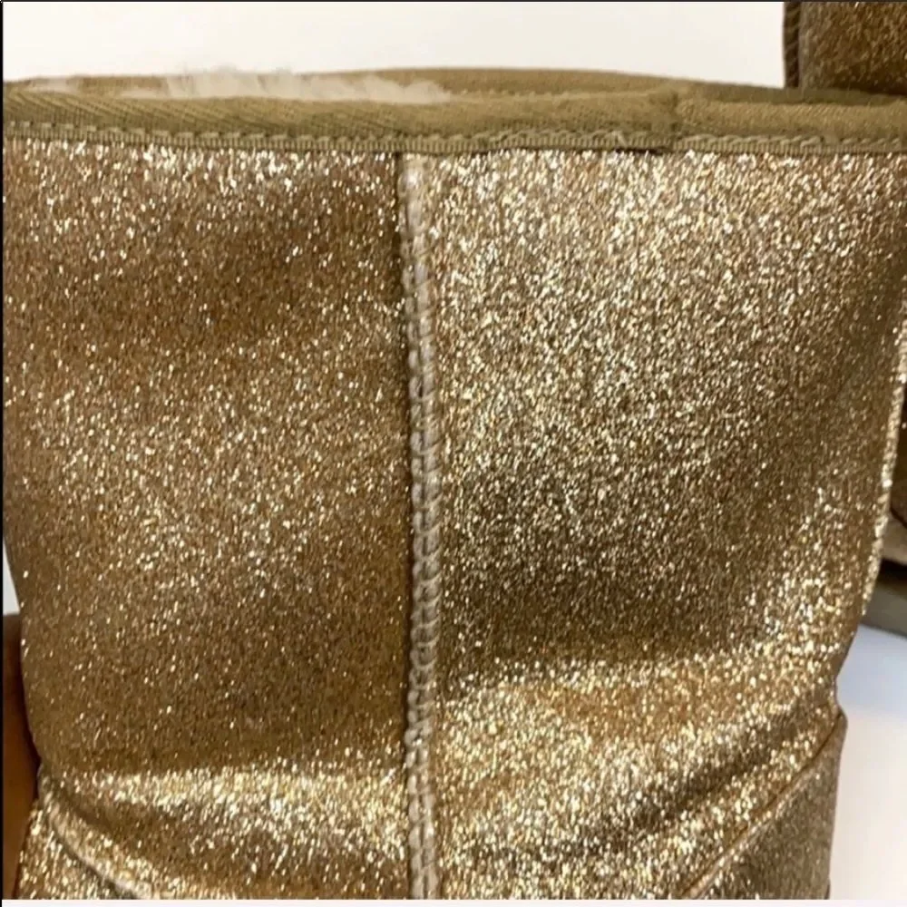 UGG Classic Short II Glitter Women’s Boots Size 6